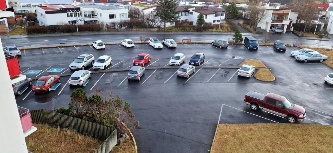 View, Bright & Cozy - Free Parking * Reykjavík